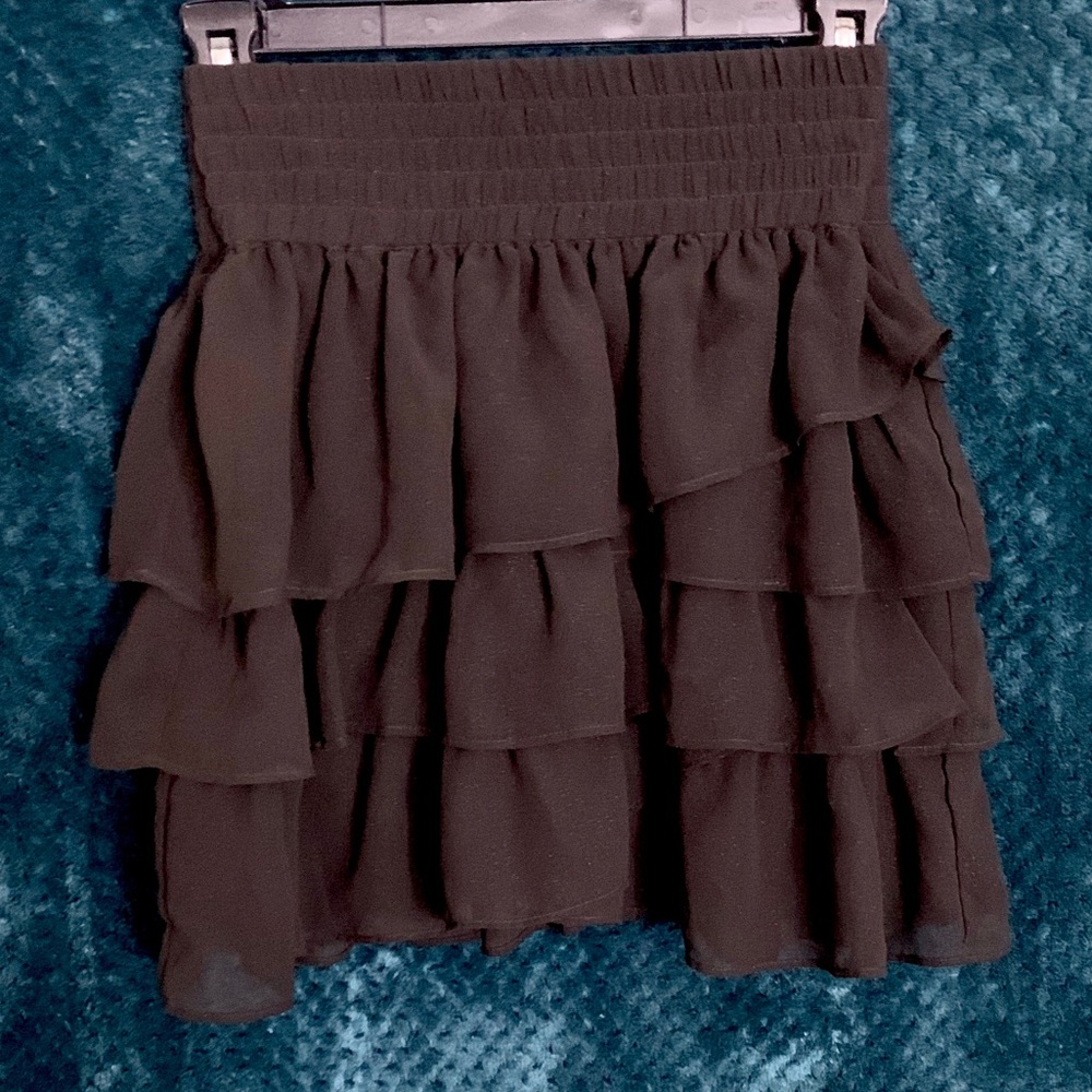 American Eagle Ruffle Skirt
